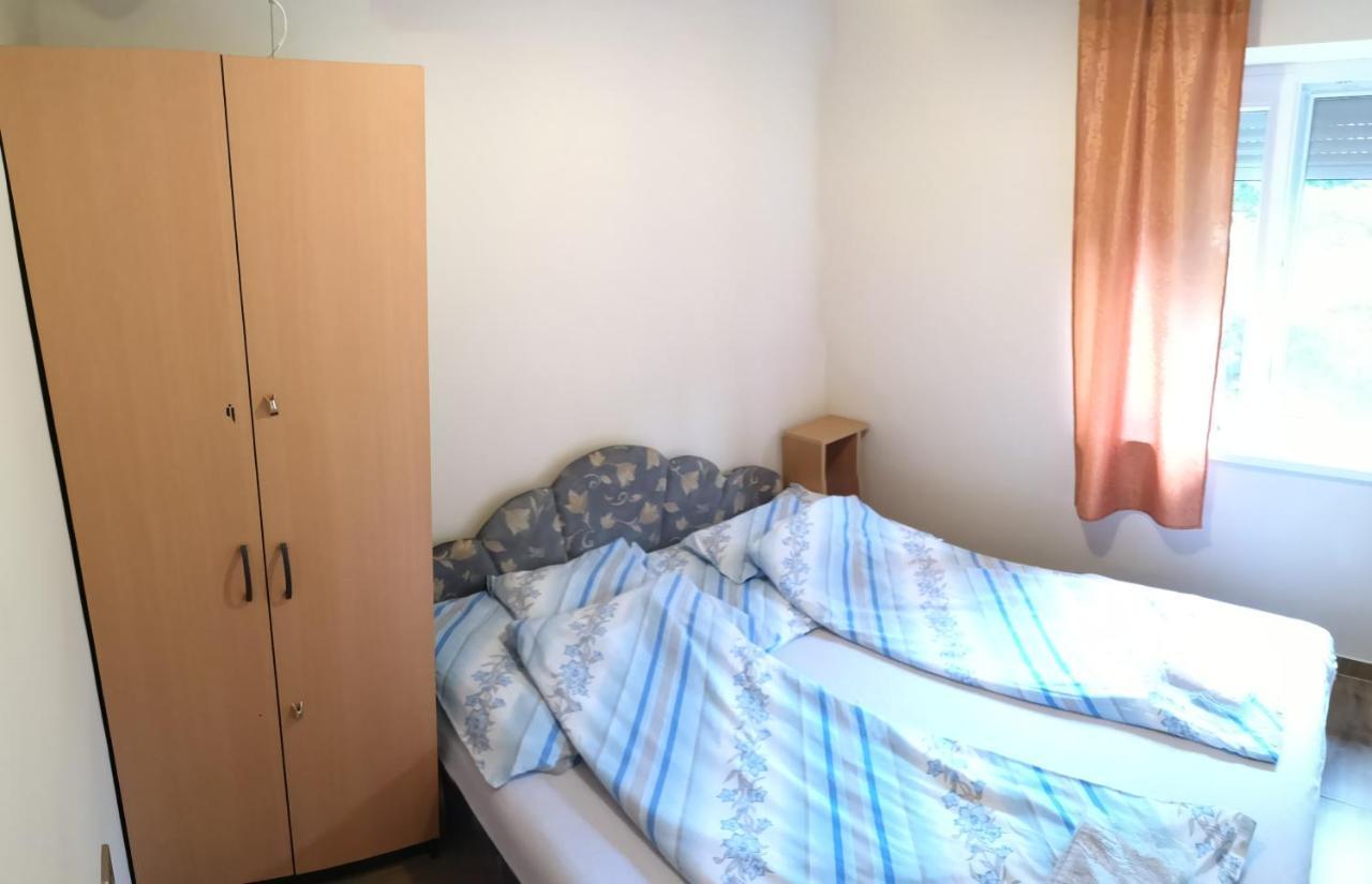 Apartament Babarczi Ueduelohaz Kiskunmajsa Zewnętrze zdjęcie