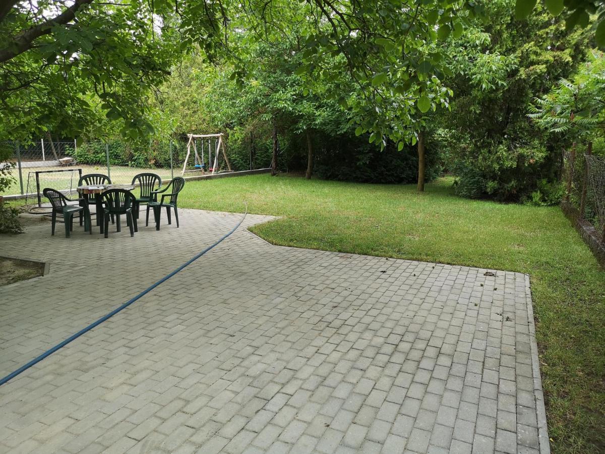 Apartament Babarczi Ueduelohaz Kiskunmajsa Zewnętrze zdjęcie